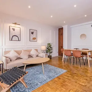 https://bhost-especeria-historic-center.hotelsinnerja.org
